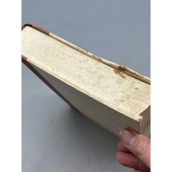 Grass Roots a novel by Stuart Woods hardcover book 1989 simon schuster pub. READ - Picture 9 of 9